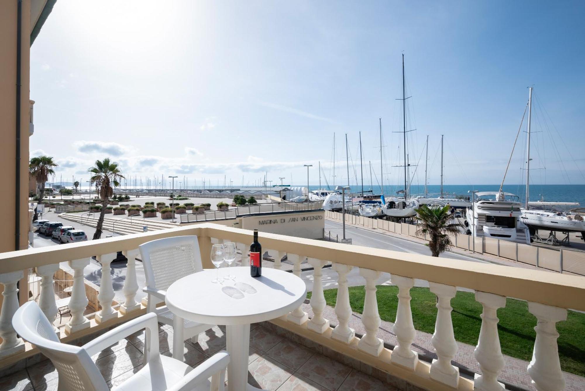 Villa Liberty San Vincenzo Exterior foto